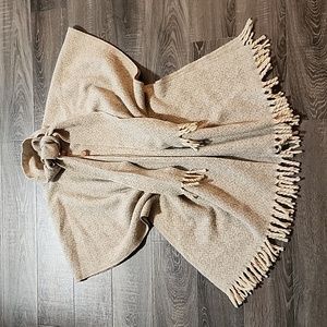 ❄️ Wool fringe hem poncho Coat ❄️